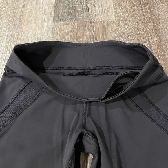 Lululemon Black Crop Leggings - Size: 4 - Picture 3 of 7